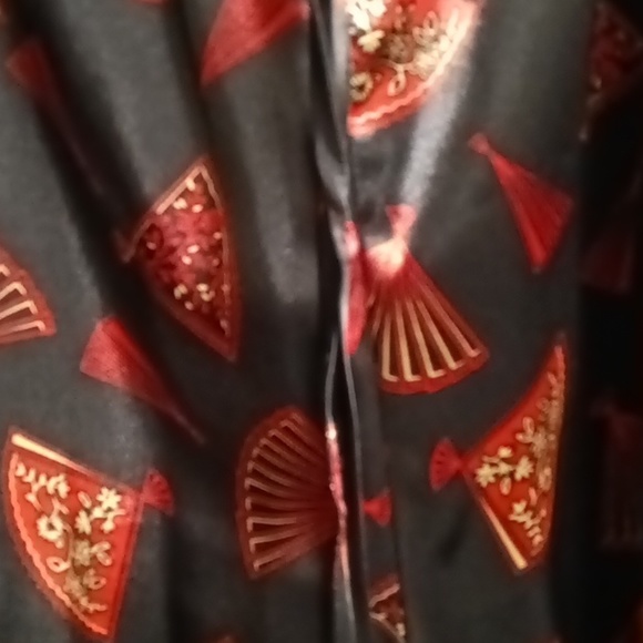 NWT sexy.. sensual cacique black/ red/gold asian-accented pajama set Size 26/28 - Picture 14 of 15